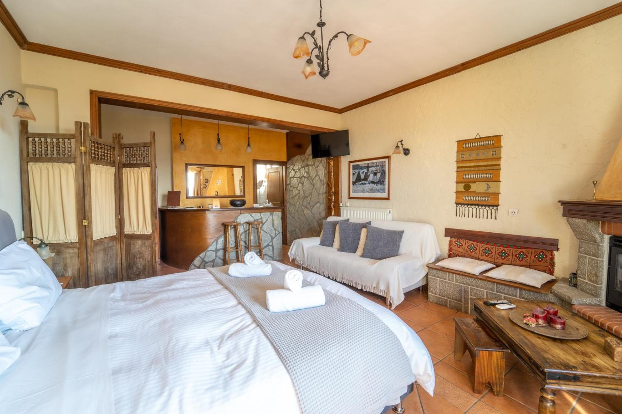 Semeli Guesthouse Karpenísion Exteriör bild