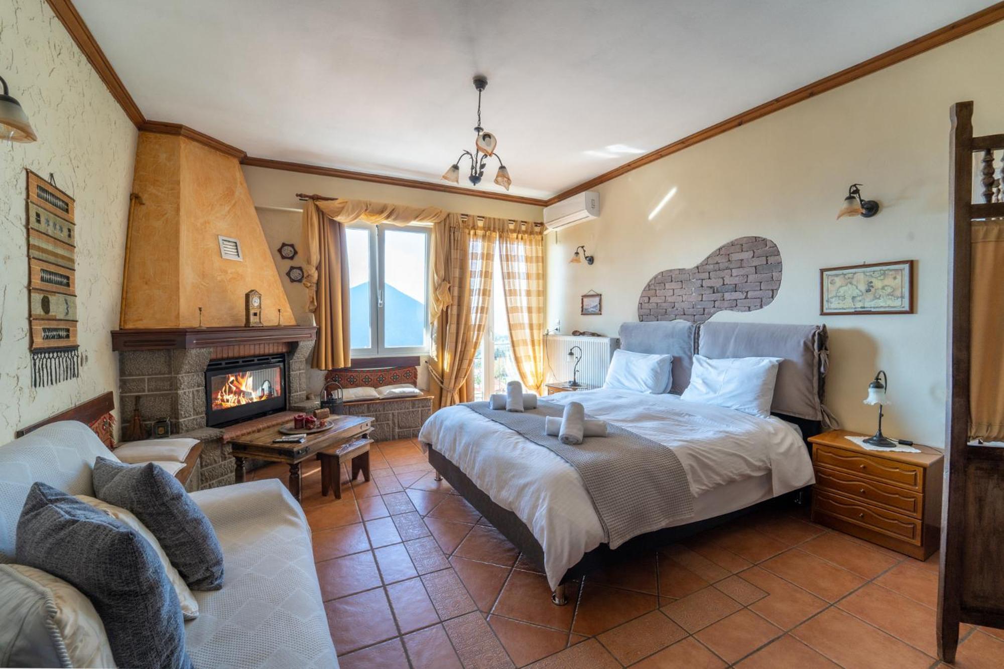 Semeli Guesthouse Karpenísion Exteriör bild
